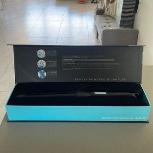 Bio Iconic Long Barrell Curling Iron - USED ONCE